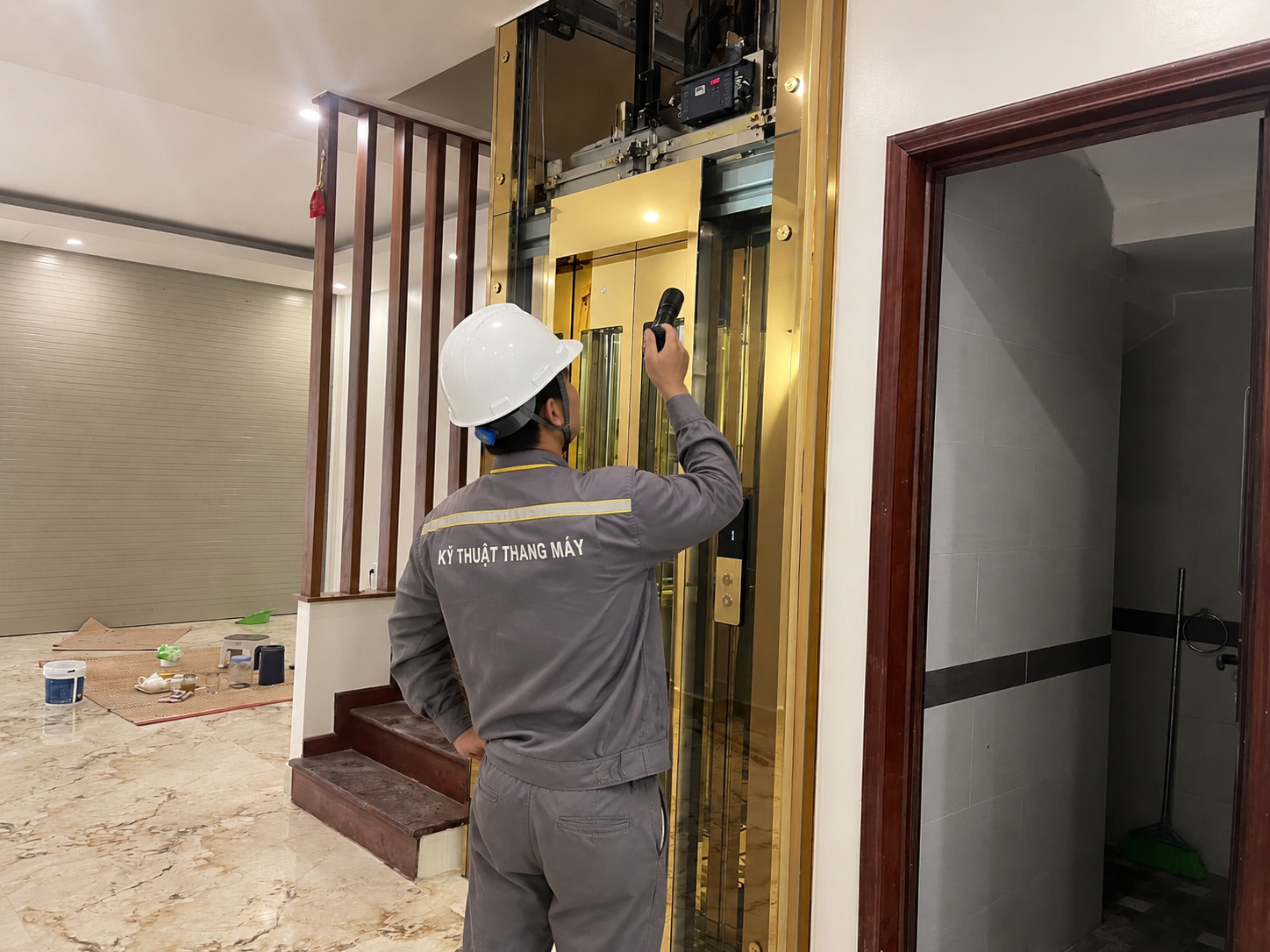 Bảo Hành và Bảo Trì Thang Máy: Giải Pháp An Toàn và Hiệu Quả